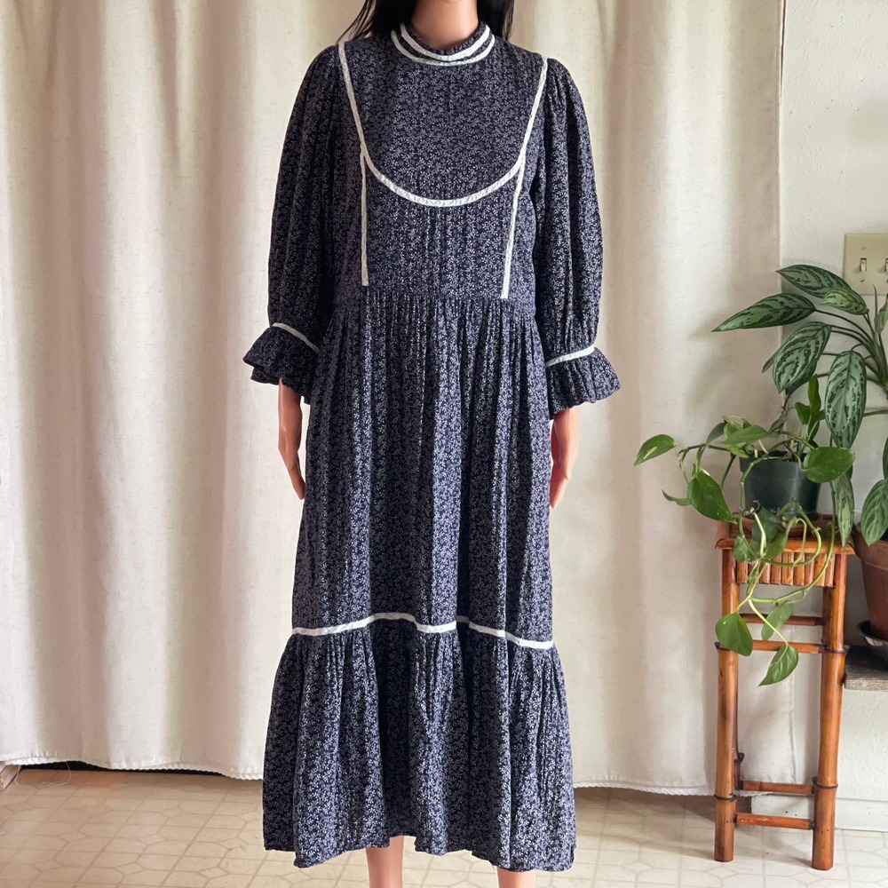 Anthropologie Meadows Amaryllis Floral Dress Navy Cotton Prairie Cottagecore 10 - Picture 2 of 14